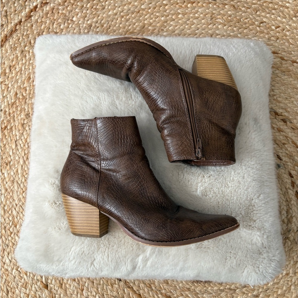 Coconuts by Matisse Chocolate Brown Ankle Booties